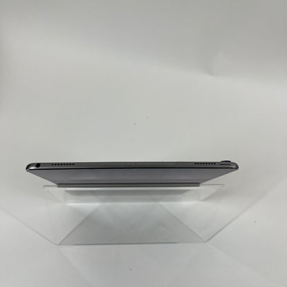 WiFi Only Apple iPad Pro 10.5" 256GB 17.7.2 Silver MPDY2LL/A